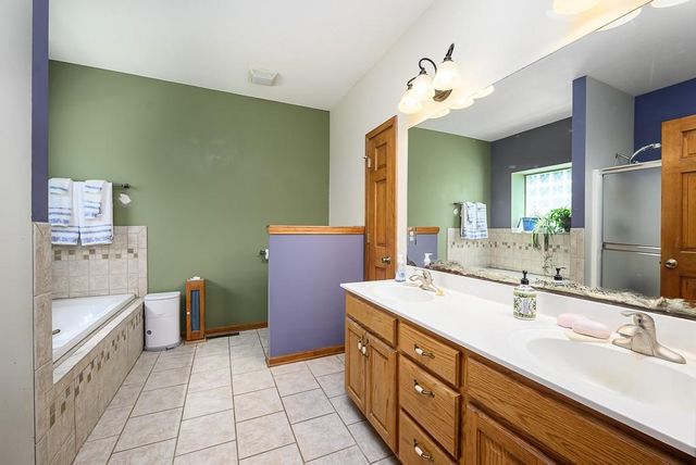 20831 Brandt Road, Tonganoxie, KS 66086
