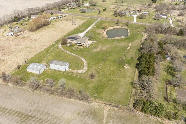 20831 Brandt Road, Tonganoxie, KS 66086