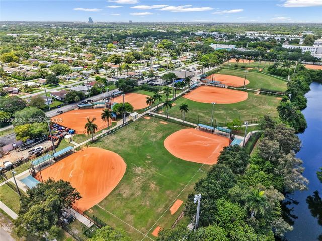 1116 N 31st Avenue, Hollywood, FL 33021