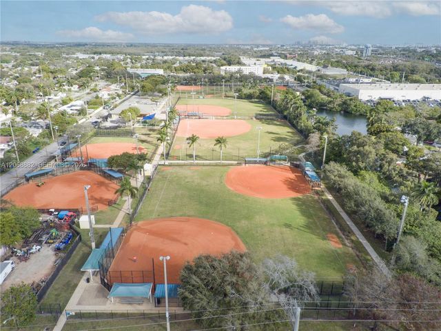 1116 N 31st Avenue, Hollywood, FL 33021