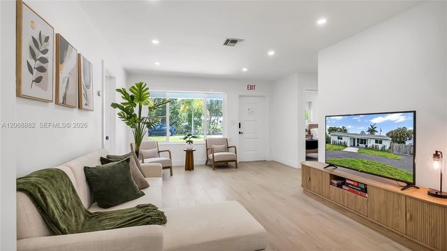 1116 N 31st Avenue, Hollywood, FL 33021