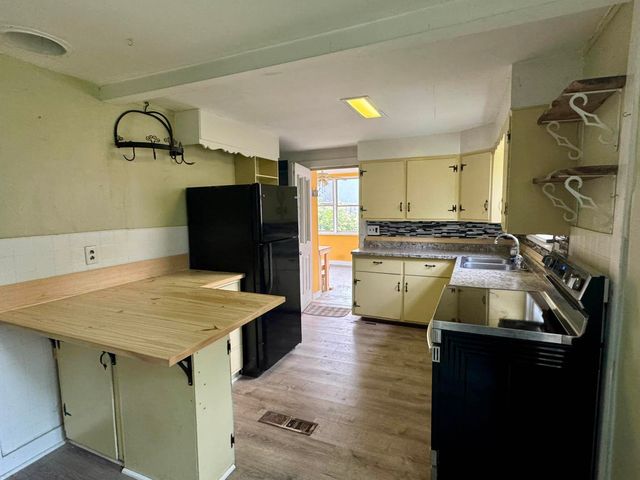 5362 US Route 5, Westminster, VT 05158