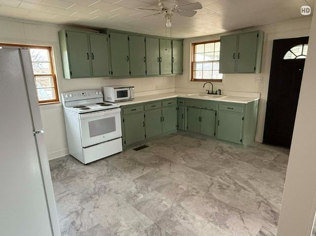 102 S Church Street, Alexandria, TN 37012