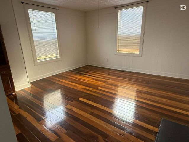 102 S Church Street, Alexandria, TN 37012