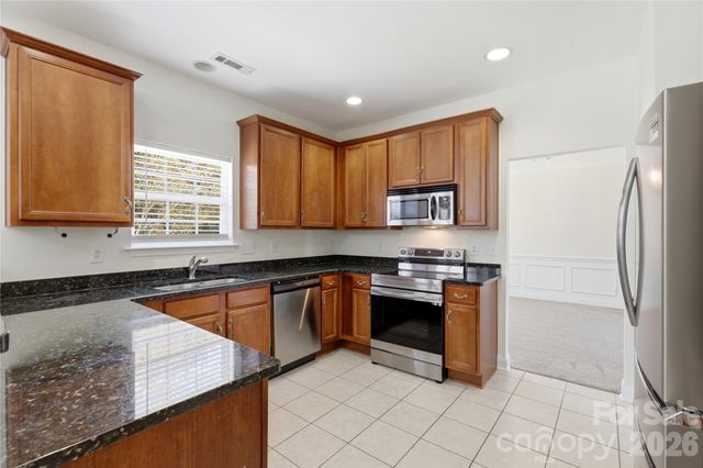 105 Summer Breeze Court, Statesville, NC 28677