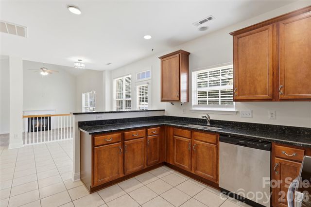 105 Summer Breeze Court, Statesville, NC 28677