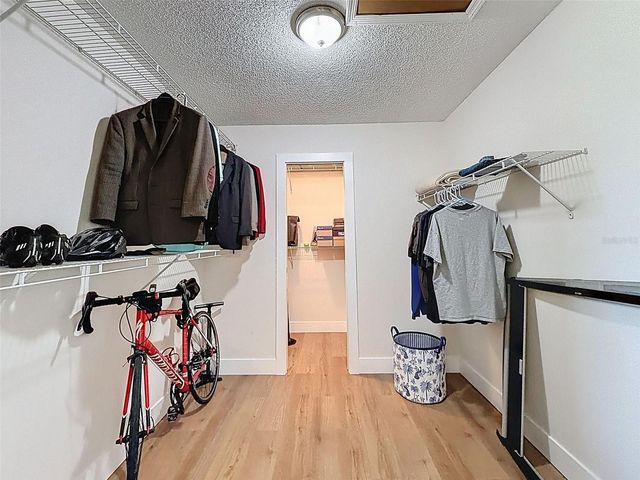 1899 SHORE ACRES BOULEVARD NE, St Petersburg, FL 33703