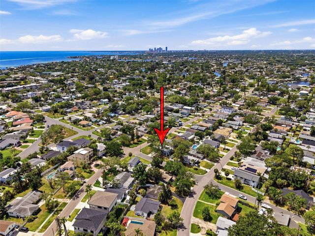 1899 SHORE ACRES BOULEVARD NE, St Petersburg, FL 33703