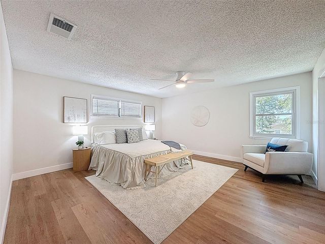 1899 SHORE ACRES BOULEVARD NE, St Petersburg, FL 33703