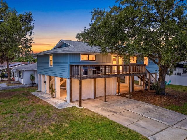 1899 SHORE ACRES BOULEVARD NE, St Petersburg, FL 33703