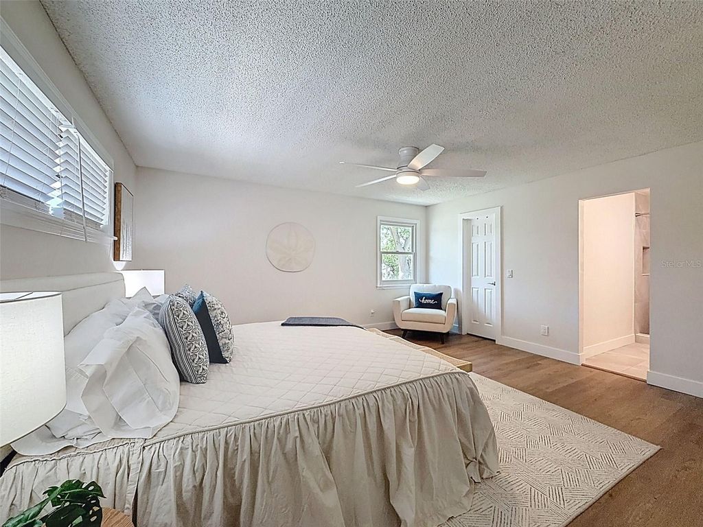 Image 16 of property listing at 1899 SHORE ACRES BOULEVARD NE, St Petersburg, FL 33703