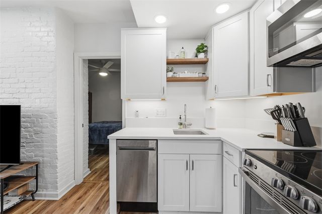 400 S Highland Ave 11, Shadyside, PA 15206