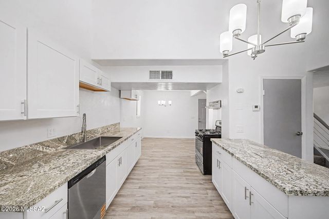 2607 W Arthur Place, Tucson, AZ 85713