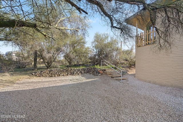 2607 W Arthur Place, Tucson, AZ 85713