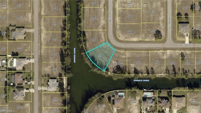 2118 NE 35th LN, Cape Coral, FL 33909