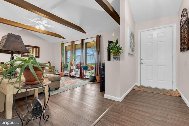 81 SHARON RD, Robbinsville, NJ 08691