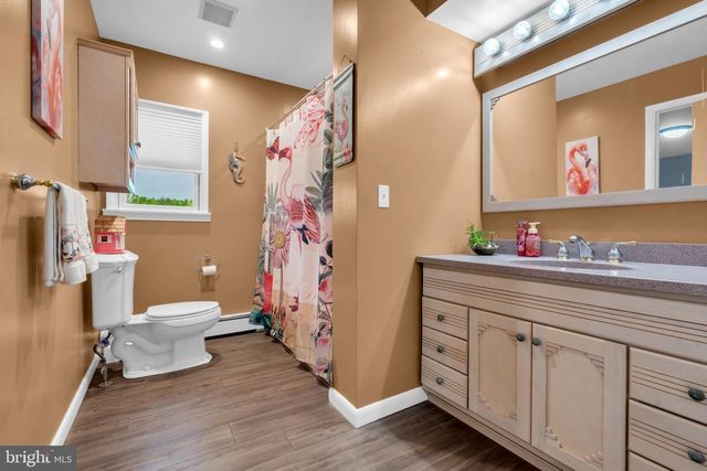 81 SHARON RD, Robbinsville, NJ 08691