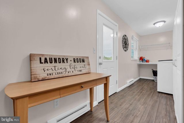 81 SHARON RD, Robbinsville, NJ 08691