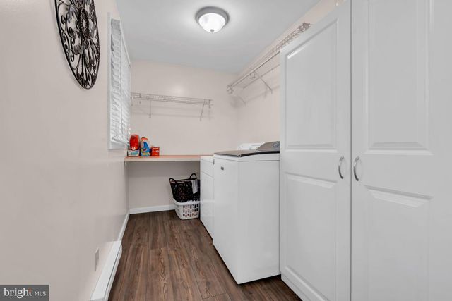 81 SHARON RD, Robbinsville, NJ 08691