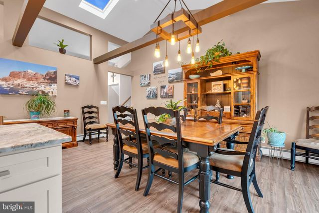 81 SHARON RD, Robbinsville, NJ 08691