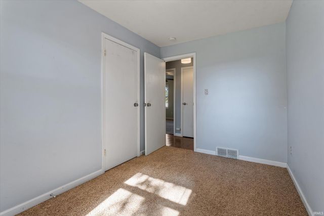 16170 Jackson Road, Mishawaka, IN 46544