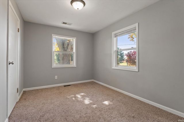 16170 Jackson Road, Mishawaka, IN 46544