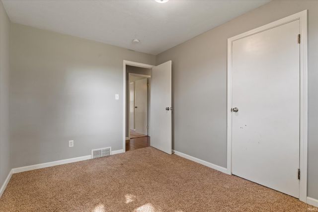 16170 Jackson Road, Mishawaka, IN 46544