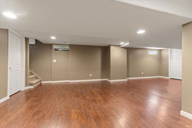 16170 Jackson Road, Mishawaka, IN 46544