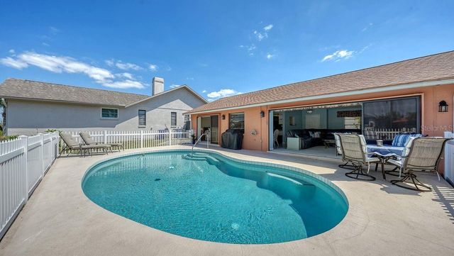 723 PORTIA STREET N, Nokomis, FL 34275