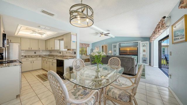 723 PORTIA STREET N, Nokomis, FL 34275