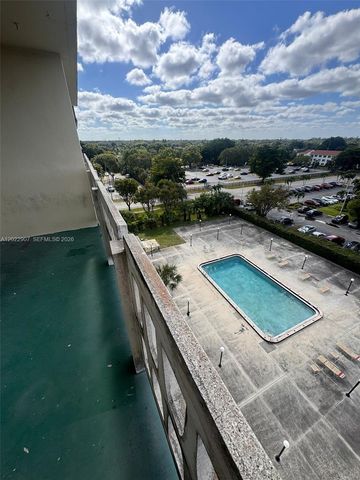 15600 NW 7th Ave 507, Miami, FL 33169