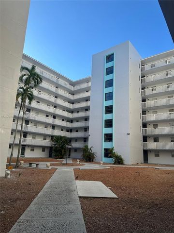 15600 NW 7th Ave 507, Miami, FL 33169