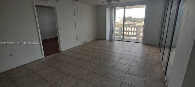 15600 NW 7th Ave 507, Miami, FL 33169