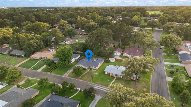 713 Wedgewood Lane, Longview, TX 75604