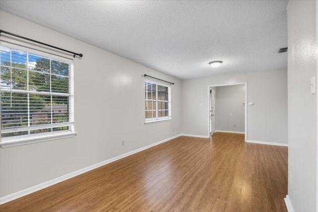 713 Wedgewood Lane, Longview, TX 75604
