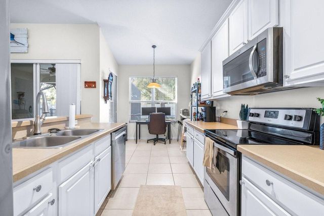 8726 GREENBANK BOULEVARD, Windermere, FL 34786