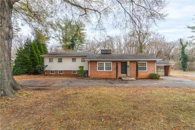 5251 Silas Creek Parkway, Winston-salem, NC 27106