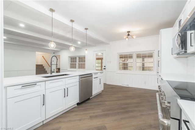 5251 Silas Creek Parkway, Winston-salem, NC 27106