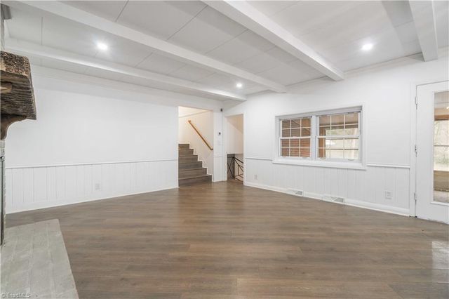 5251 Silas Creek Parkway, Winston-salem, NC 27106