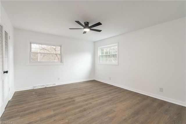 5251 Silas Creek Parkway, Winston-salem, NC 27106