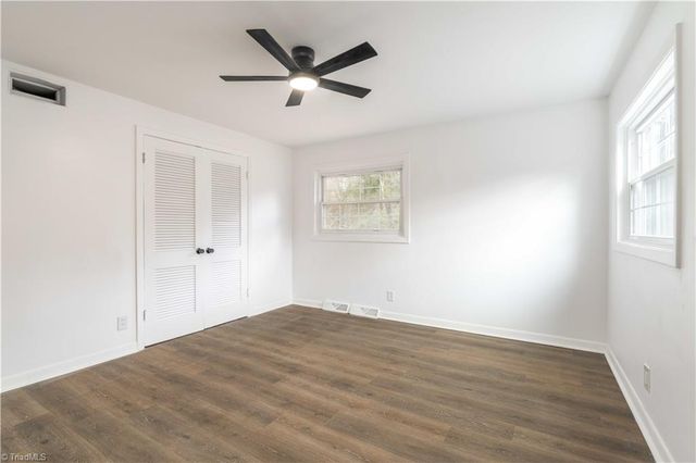 5251 Silas Creek Parkway, Winston-salem, NC 27106