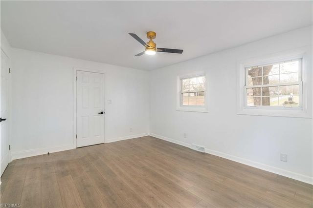 5251 Silas Creek Parkway, Winston-salem, NC 27106