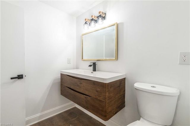 5251 Silas Creek Parkway, Winston-salem, NC 27106