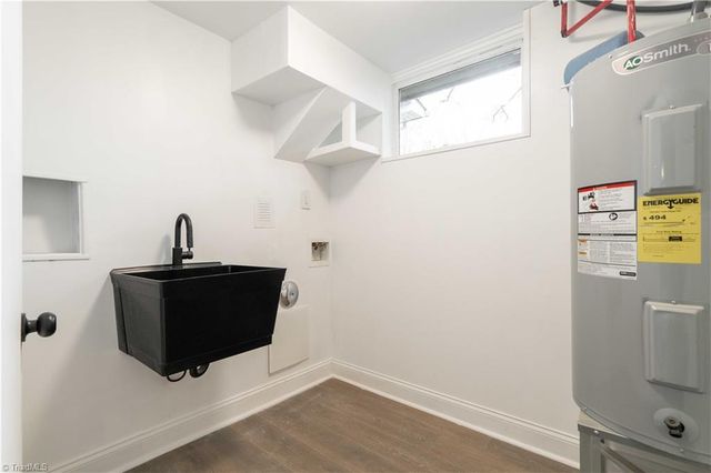 5251 Silas Creek Parkway, Winston-salem, NC 27106