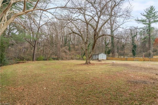 5251 Silas Creek Parkway, Winston-salem, NC 27106