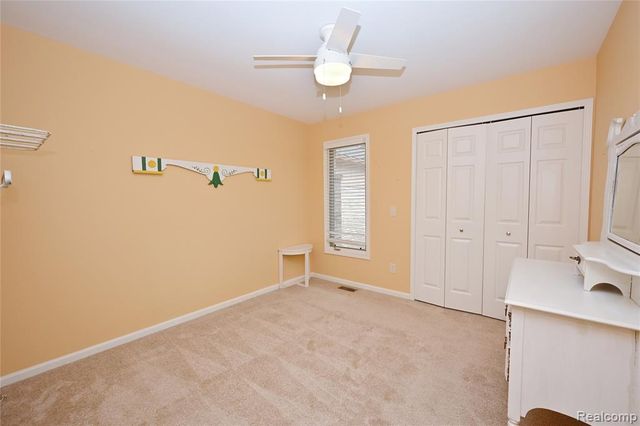 35285 Lone Pine Lane, Farmington Hills, MI 48335