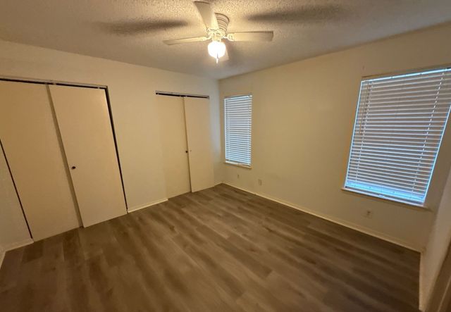 817 Oak Grove Lane, Royse City, TX 75189