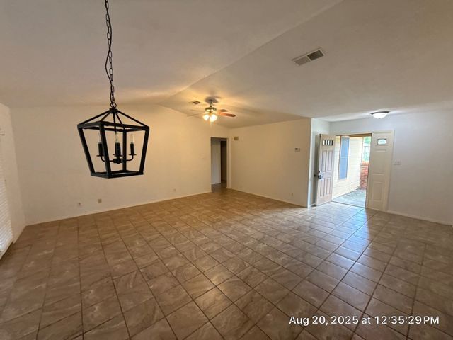 817 Oak Grove Lane, Royse City, TX 75189