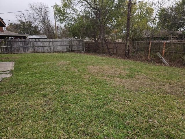 817 Oak Grove Lane, Royse City, TX 75189