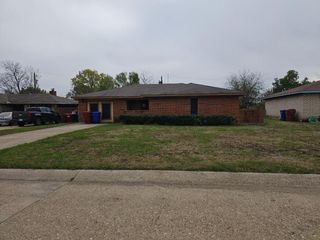 817 Oak Grove Lane, Royse City, TX 75189